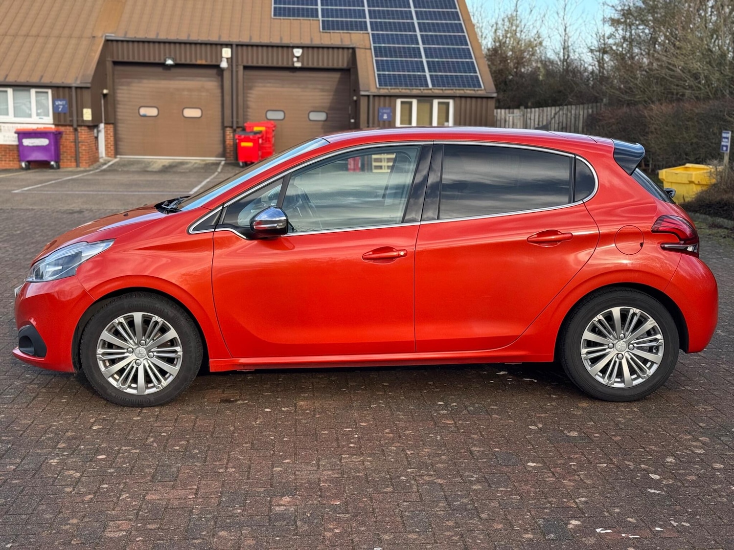 Used Peugeot 208 for sale - 77598635: Photo 5