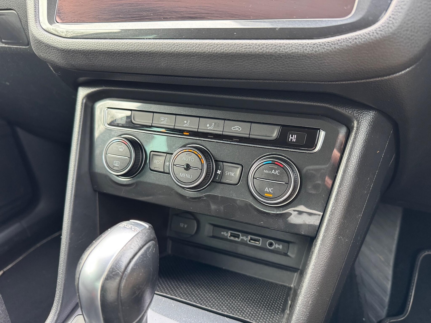 Used Volkswagen Tiguan 2019 for sale - 76573791: Photo 31