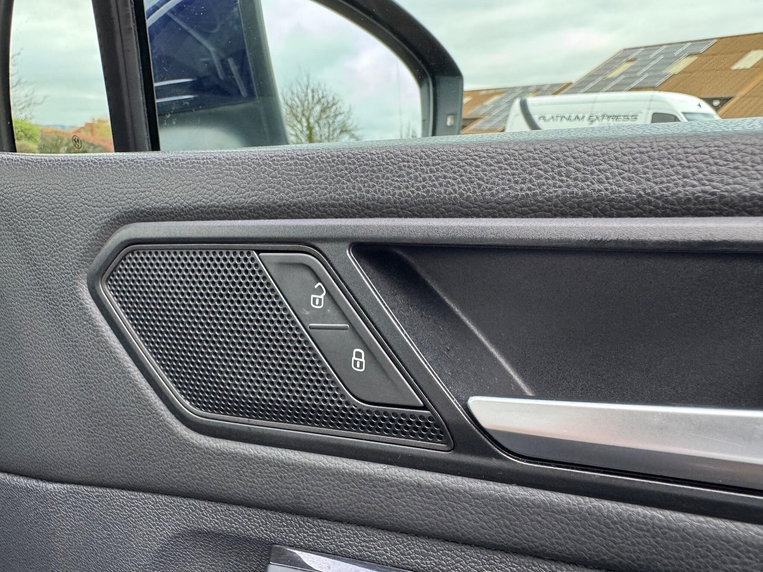 Used Volkswagen Tiguan 2019 for sale - 76573791: Photo 42