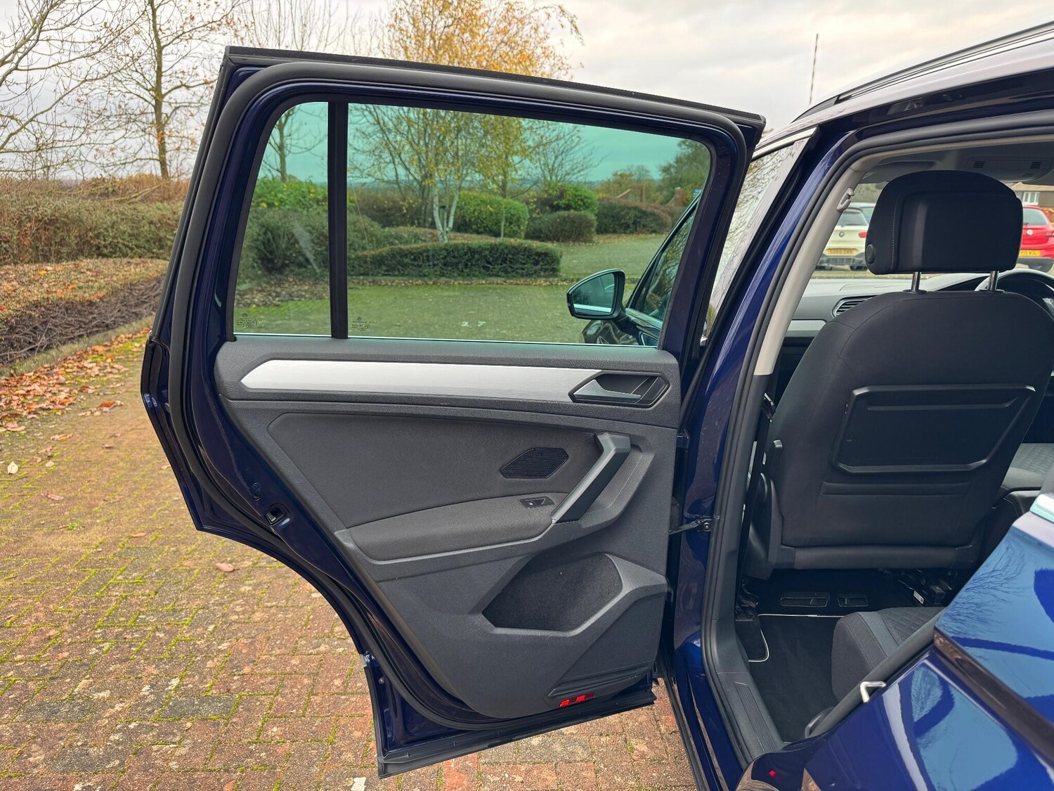 Used Volkswagen Tiguan 2019 for sale - 76573791: Photo 65