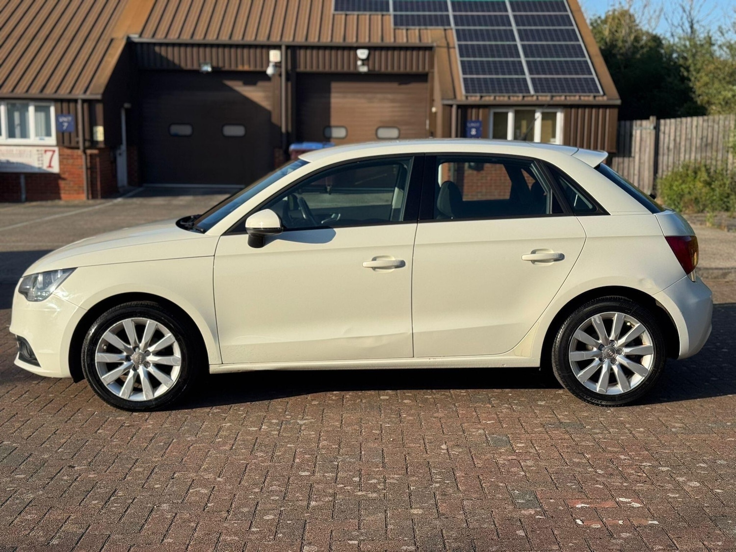 Used Audi A1 2012 for sale - 76409501: Photo 5