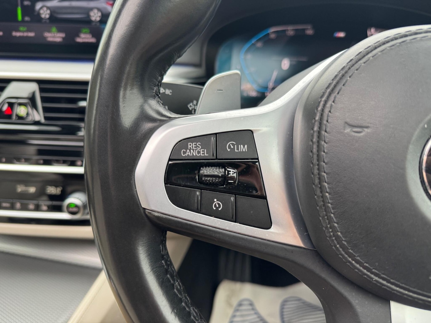 Used BMW 6 Series 2019 for sale - 76993051: Photo 30