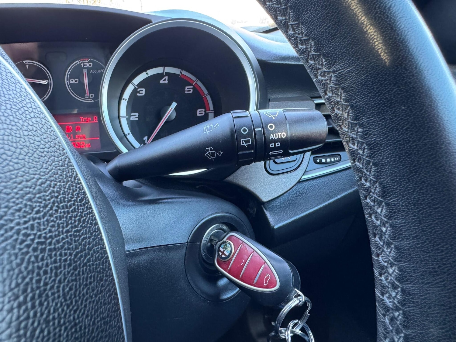 Used Alfa Romeo Giulietta 2014 for sale - 76856030: Photo 24