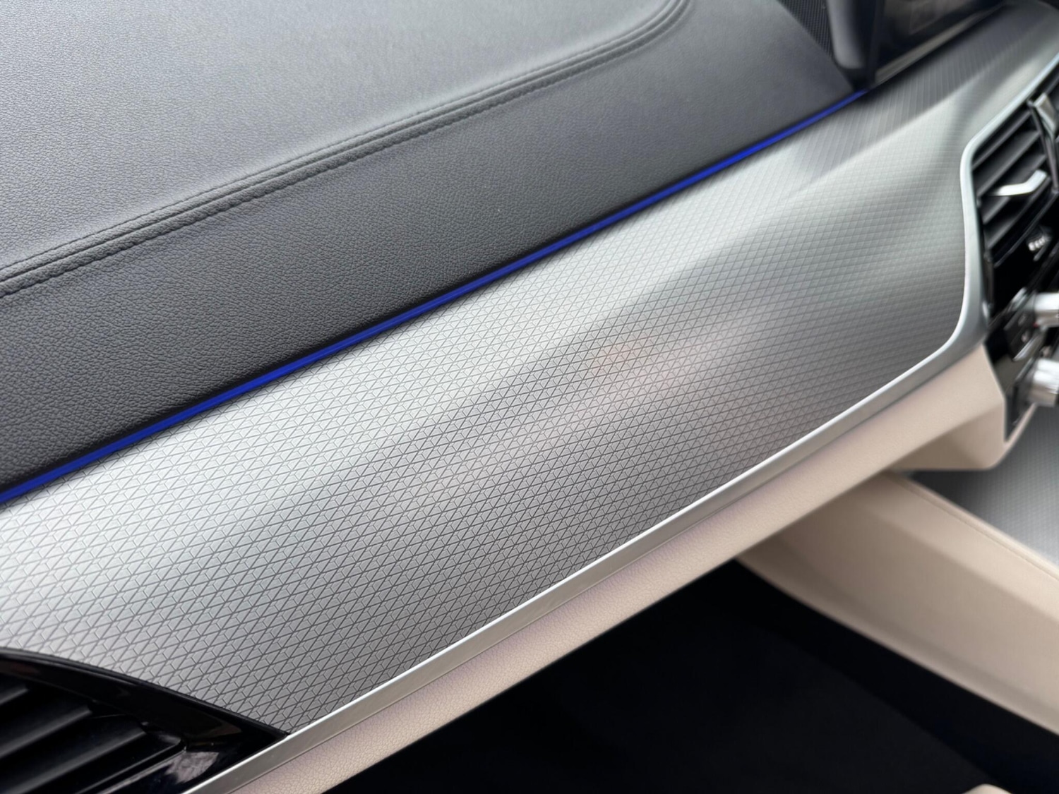 Used BMW 6 Series Gran Turismo 2019 for sale - 76259940: Photo 95