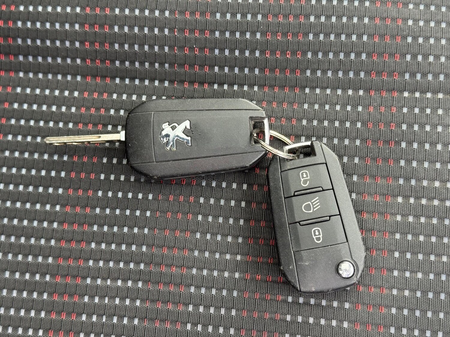 Used Peugeot 2008 2017 for sale - 77524235: Photo 23