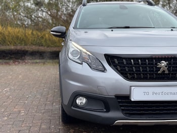 Used Peugeot 2008 2017 for sale - 77524235: Photo