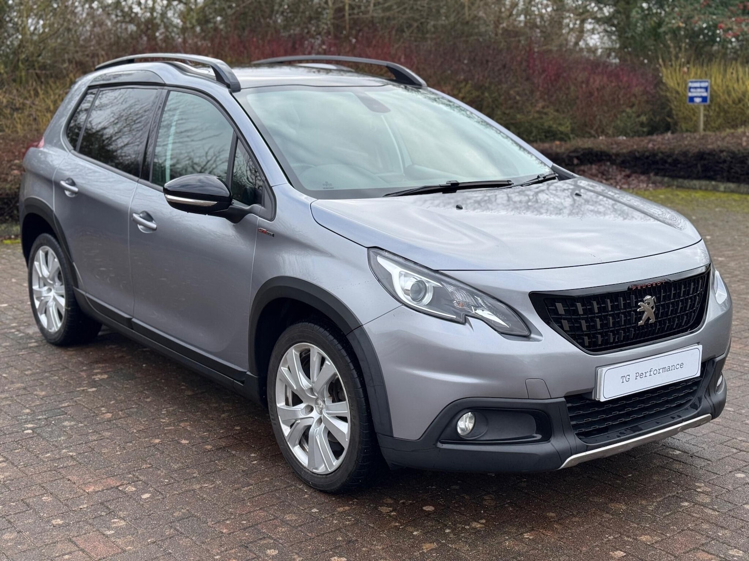 Used Peugeot 2008 2017 for sale - 77524235: Photo 5