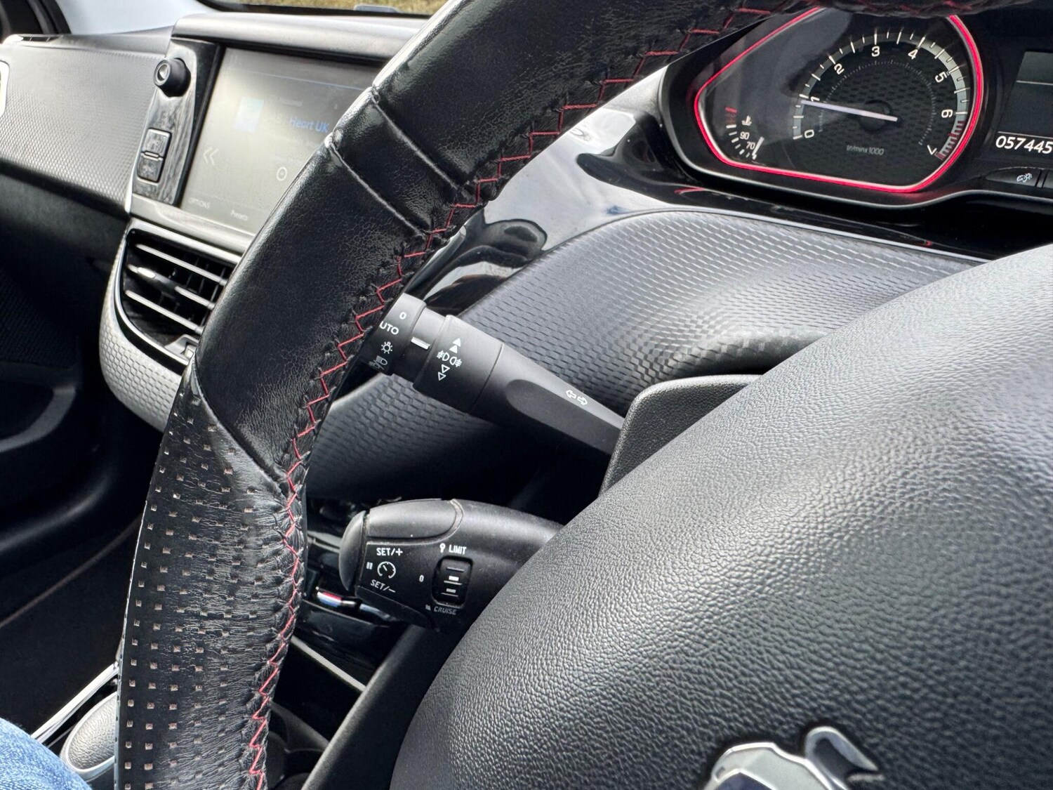 Used Peugeot 2008 2017 for sale - 77524235: Photo 57