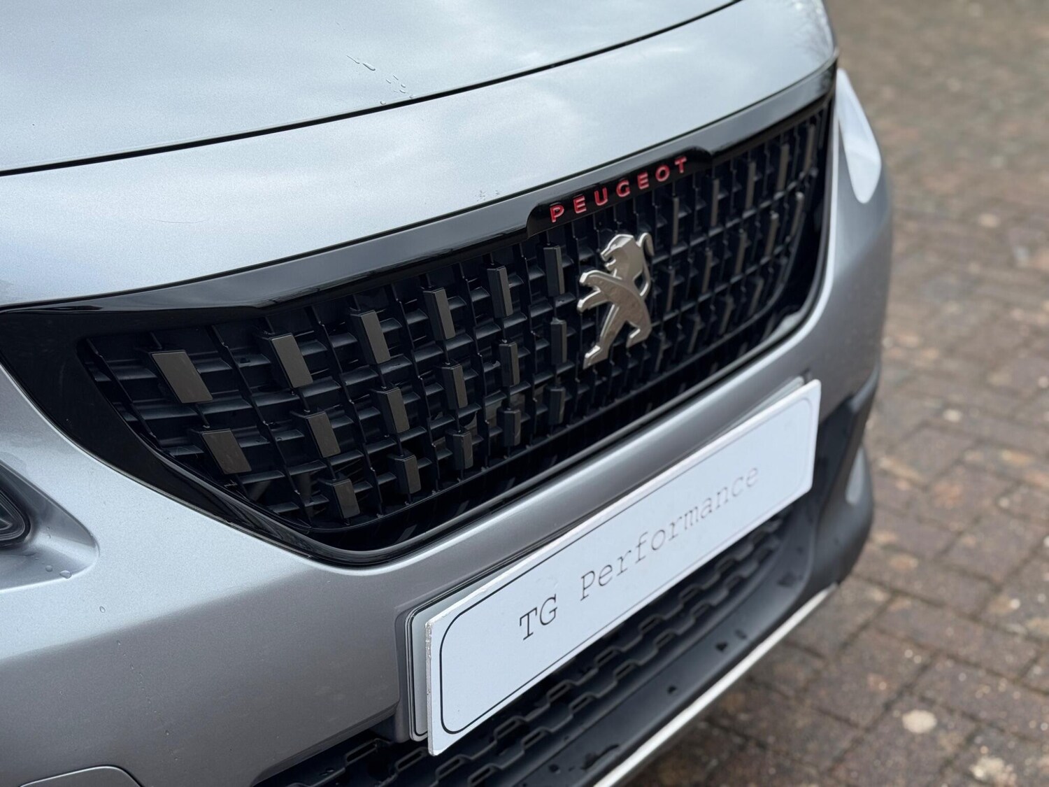 Used Peugeot 2008 2017 for sale - 77524235: Photo 61