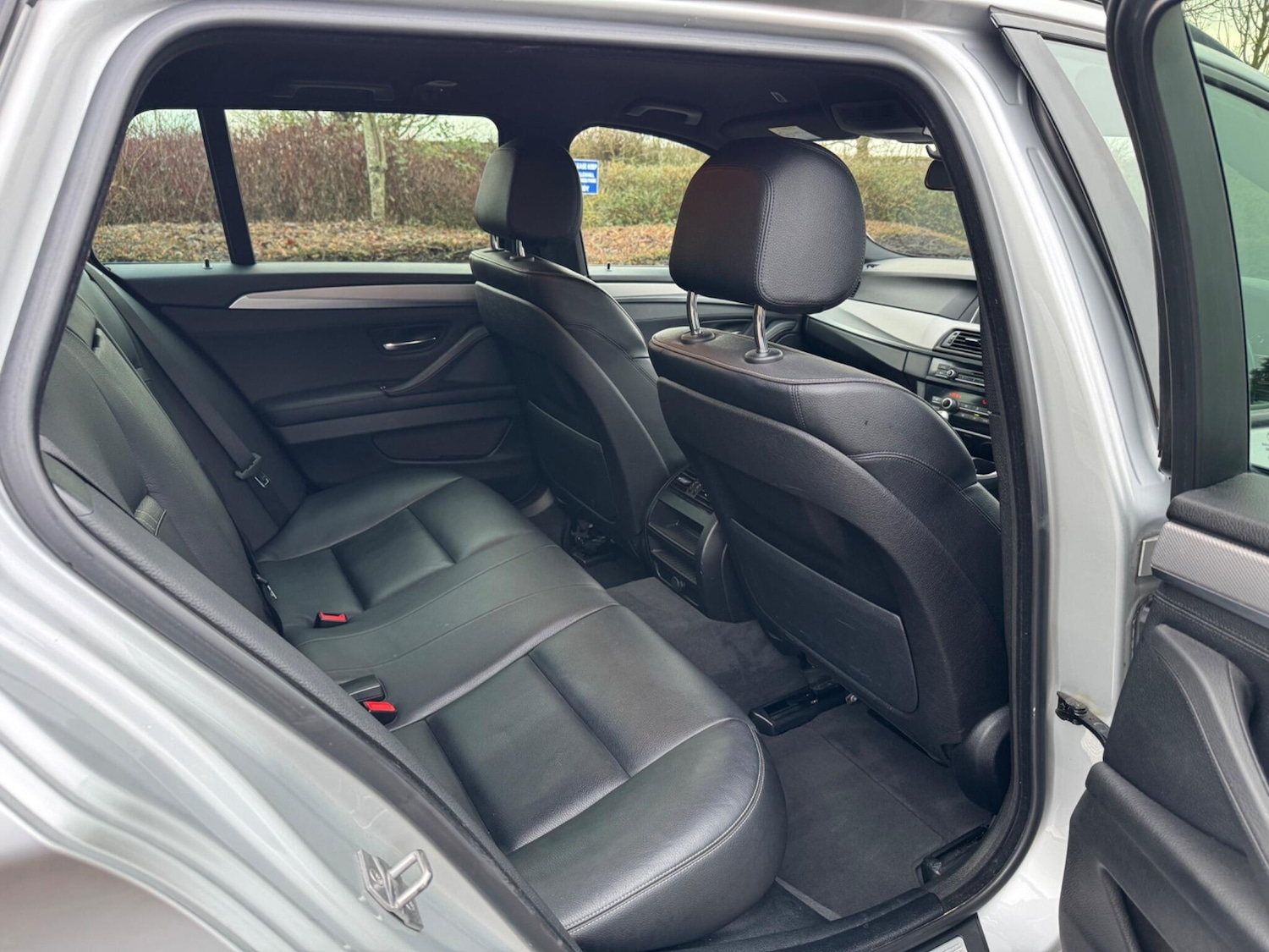 Used BMW 5 Series 2015 for sale - 77029176: Photo 42