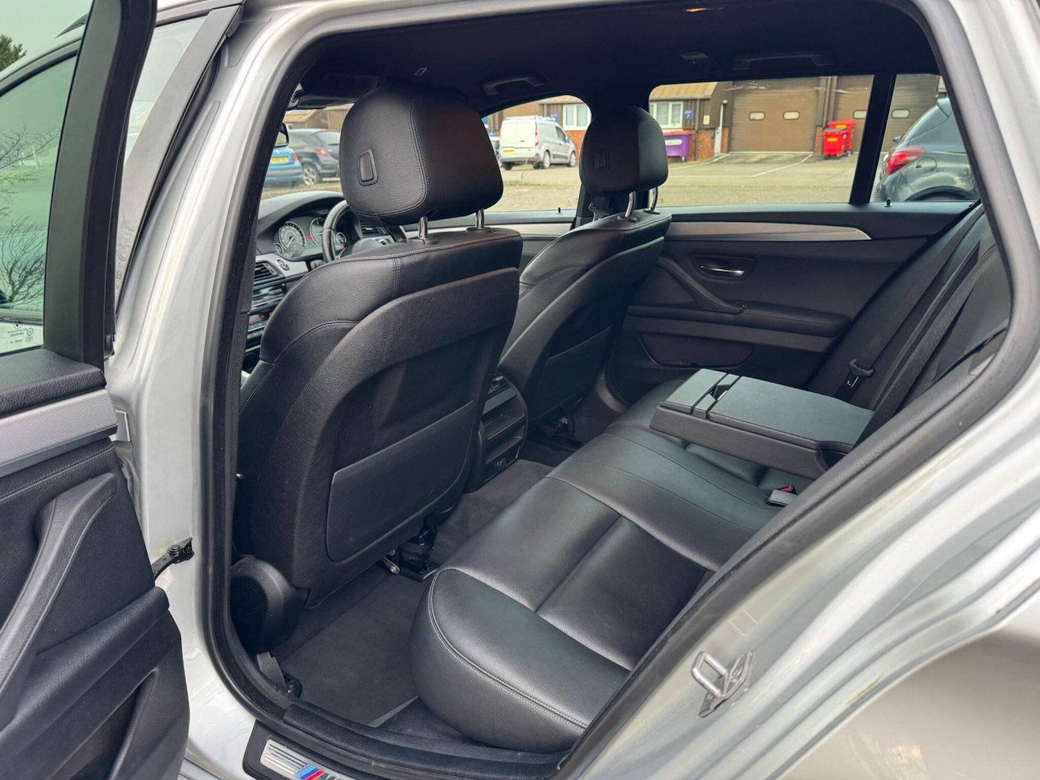 Used BMW 5 Series 2015 for sale - 77029176: Photo 48