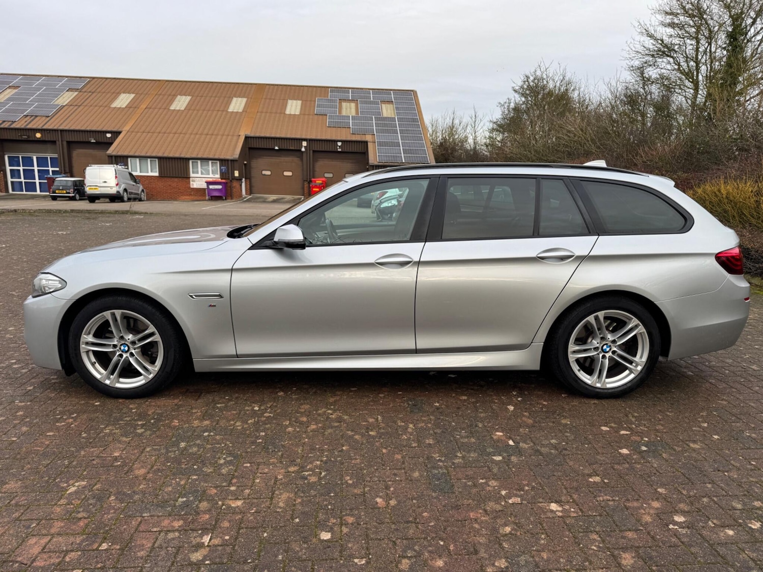 Used BMW 5 Series 2015 for sale - 77029176: Photo 5