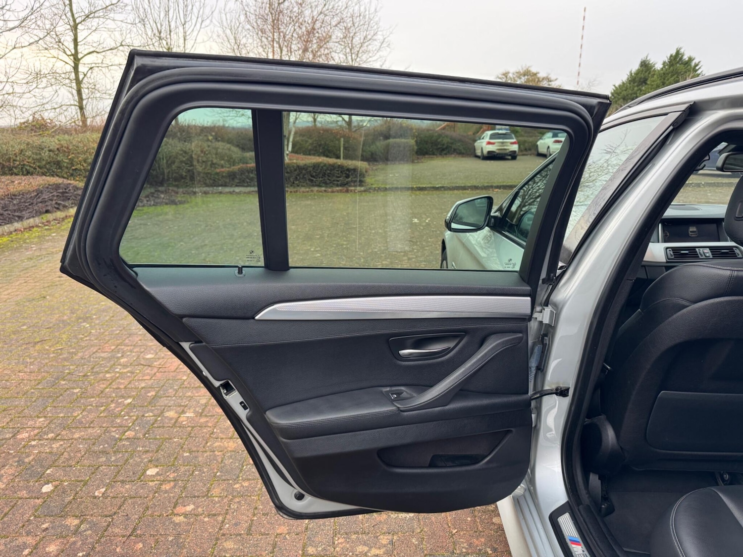 Used BMW 5 Series 2015 for sale - 77029176: Photo 56