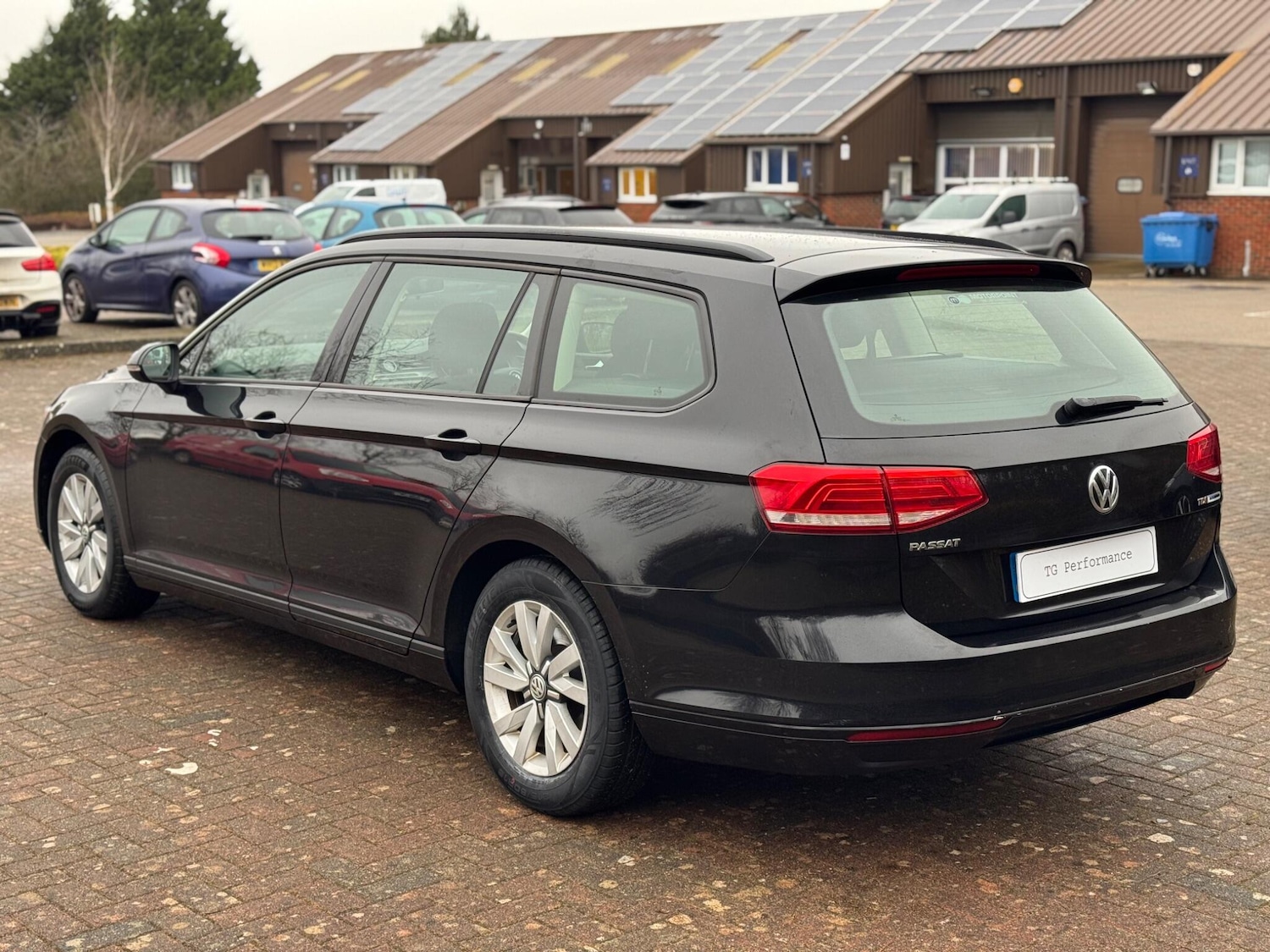 Used Volkswagen Passat 2016 for sale - 77268159: Photo 2