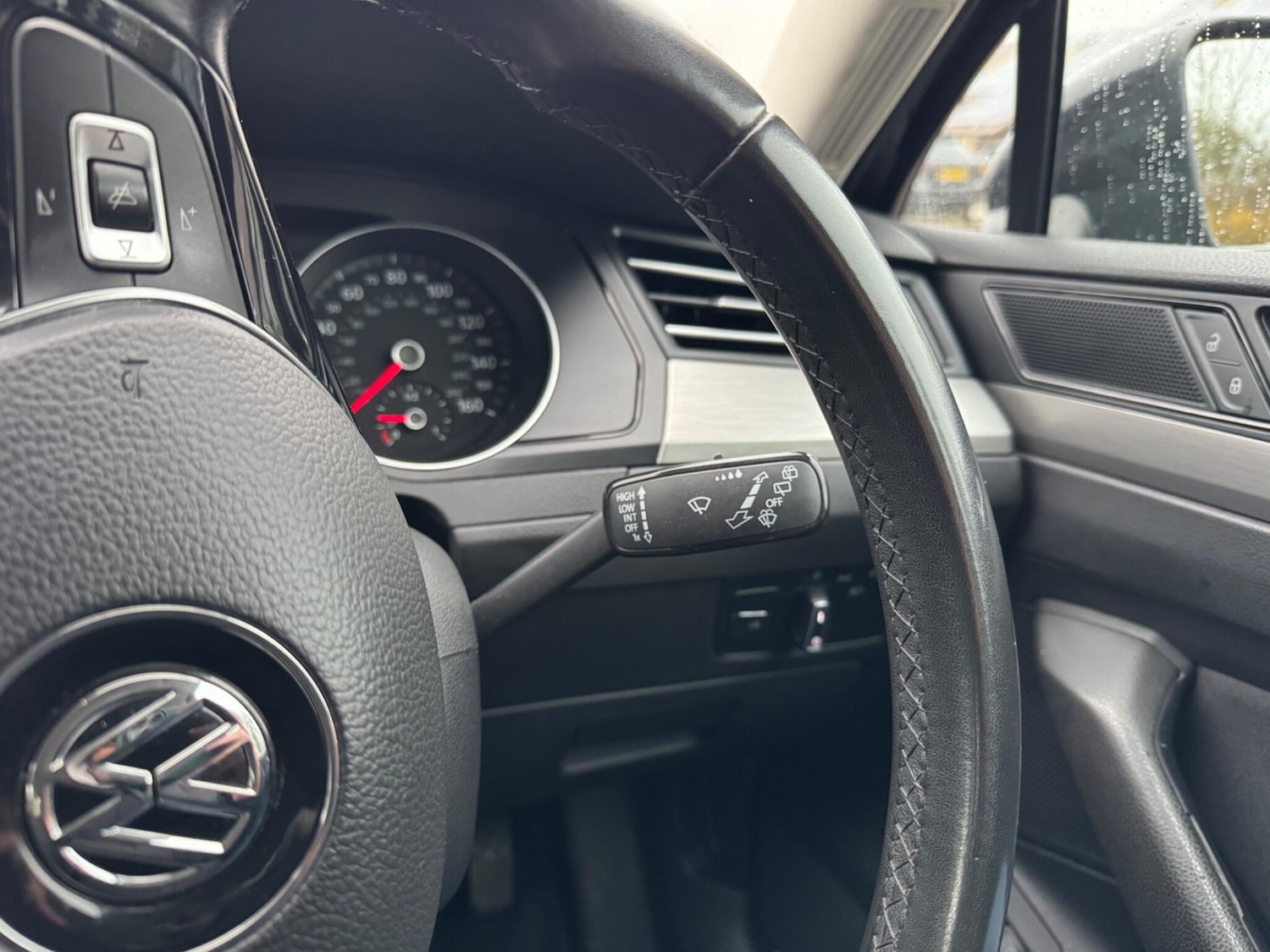 Used Volkswagen Passat 2016 for sale - 77268159: Photo 24