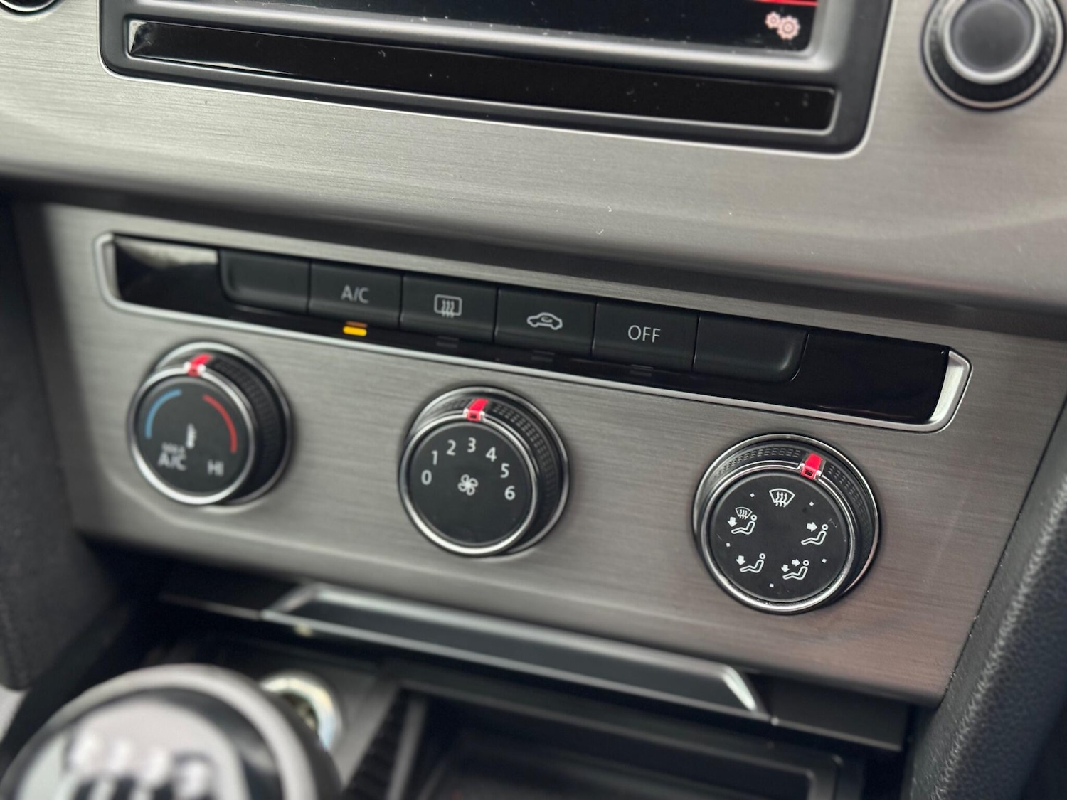 Used Volkswagen Passat 2016 for sale - 77268159: Photo 29