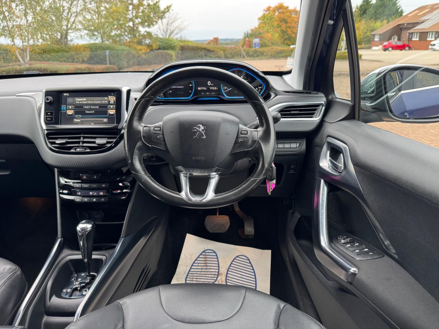 Used Peugeot 2008 2014 for sale - 76995141: Photo 6