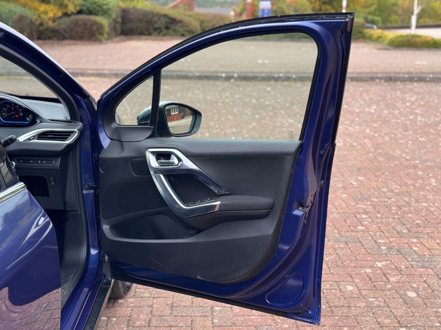 Used Peugeot 2008 2014 for sale - 76995141: Photo 60