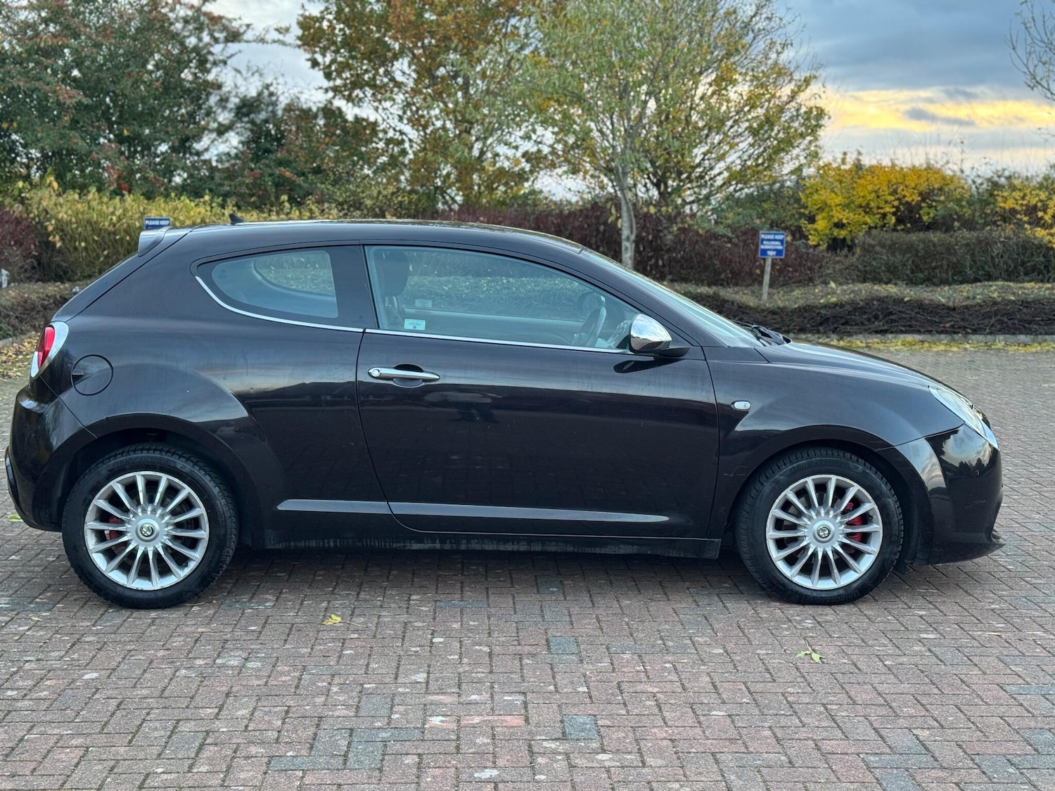 Used Alfa Romeo MiTo 2012 for sale - 76992889: Photo 8