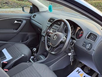 Used Volkswagen Polo 2014 for sale - 79622207: Photo