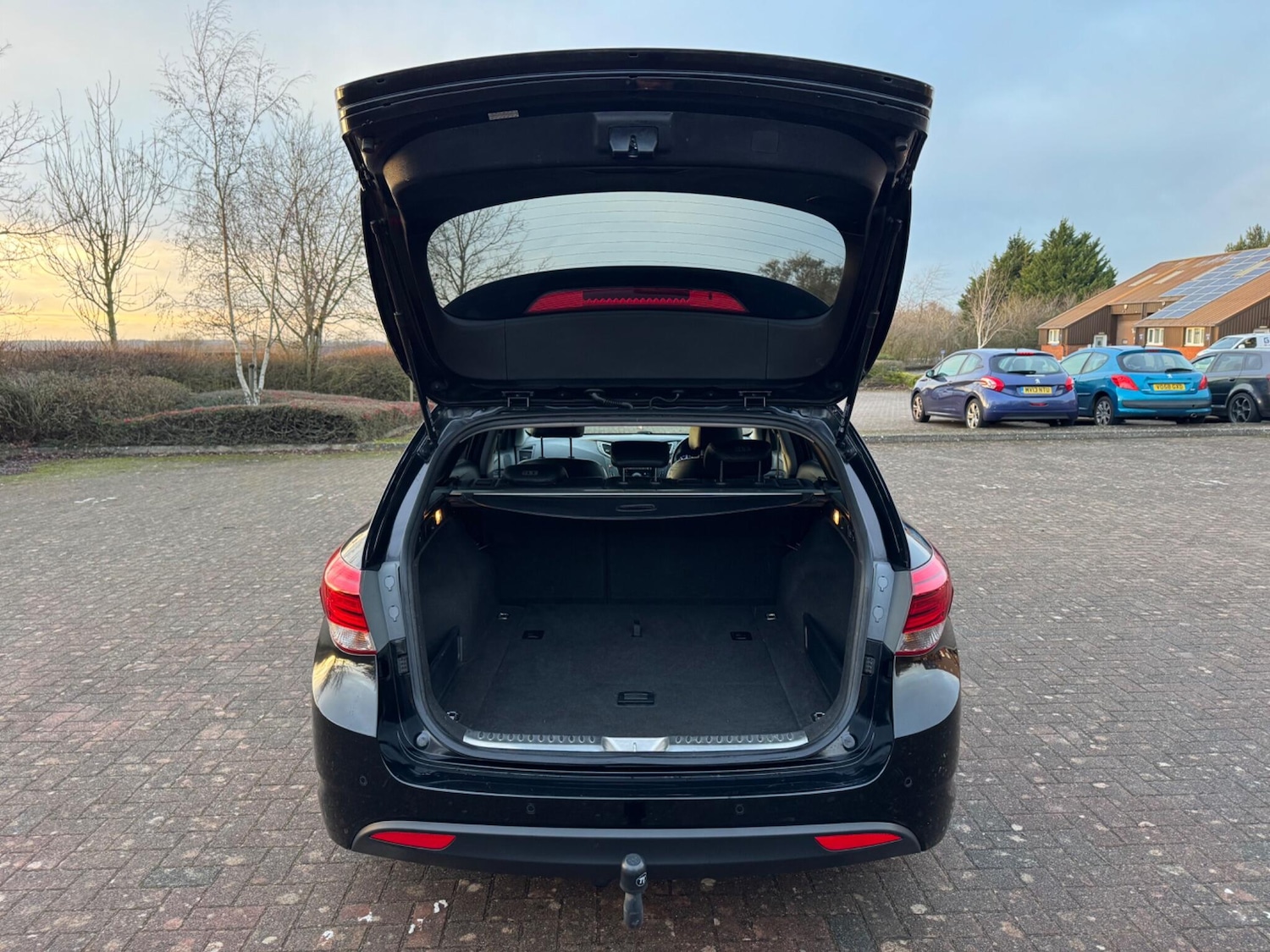 Used Hyundai i40 2016 for sale - 77320901: Photo 49