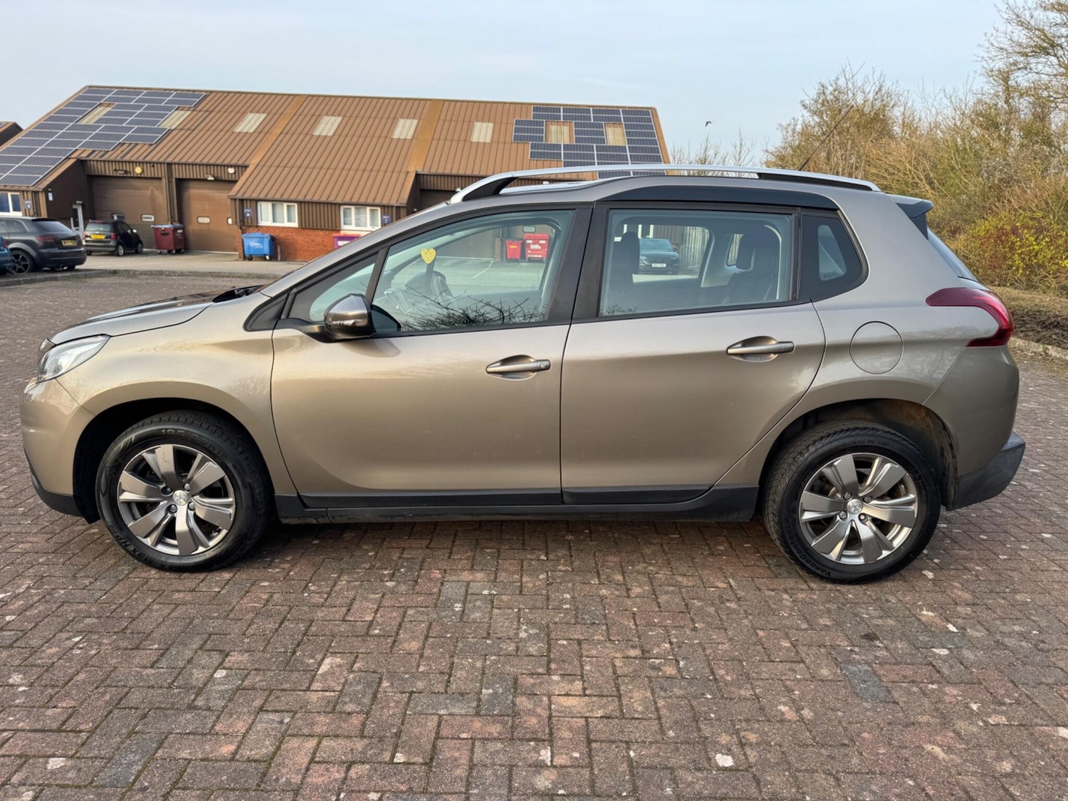 Used Peugeot 2008 2017 for sale - 77982555: Photo 12