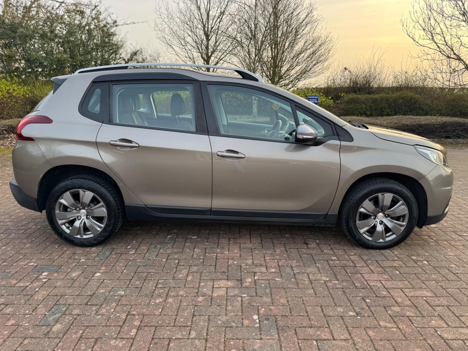 Used Peugeot 2008 2017 for sale - 77982555: Photo 13