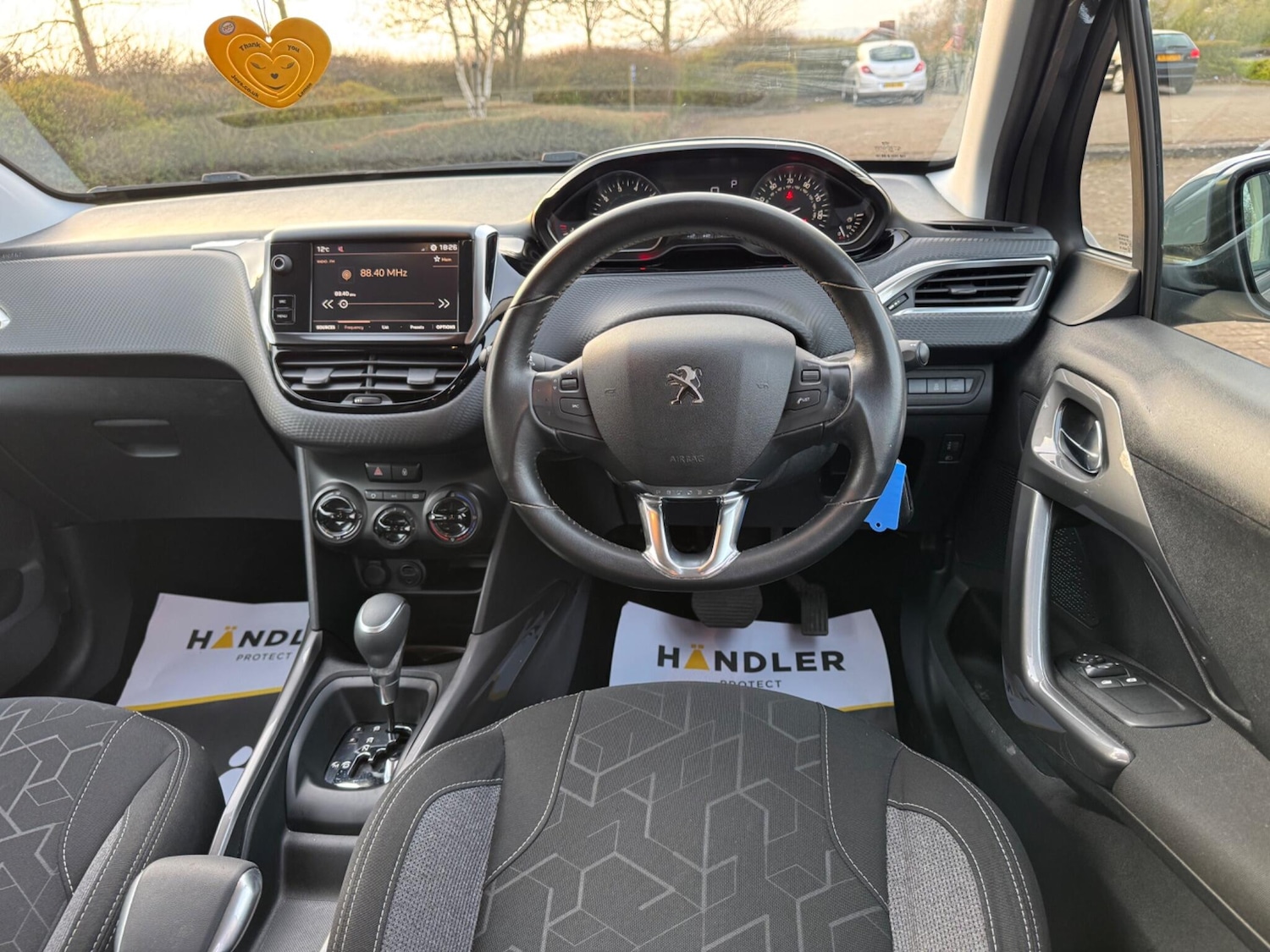 Used Peugeot 2008 2017 for sale - 77982555: Photo 18