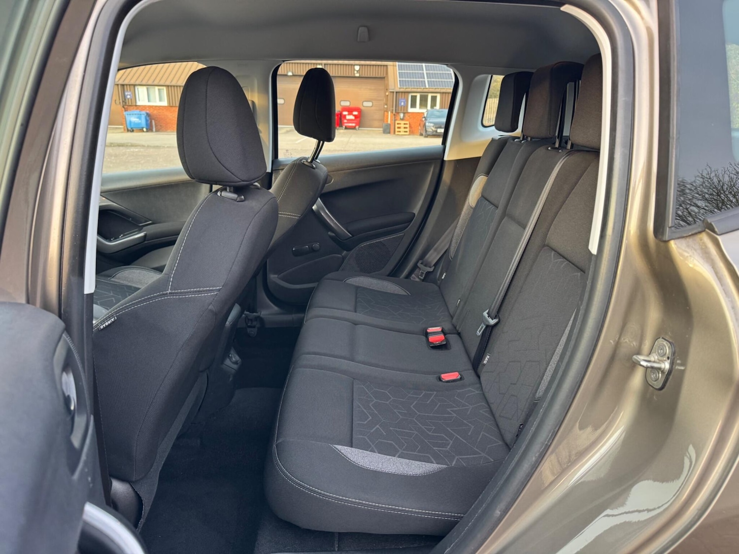 Used Peugeot 2008 2017 for sale - 77982555: Photo 21