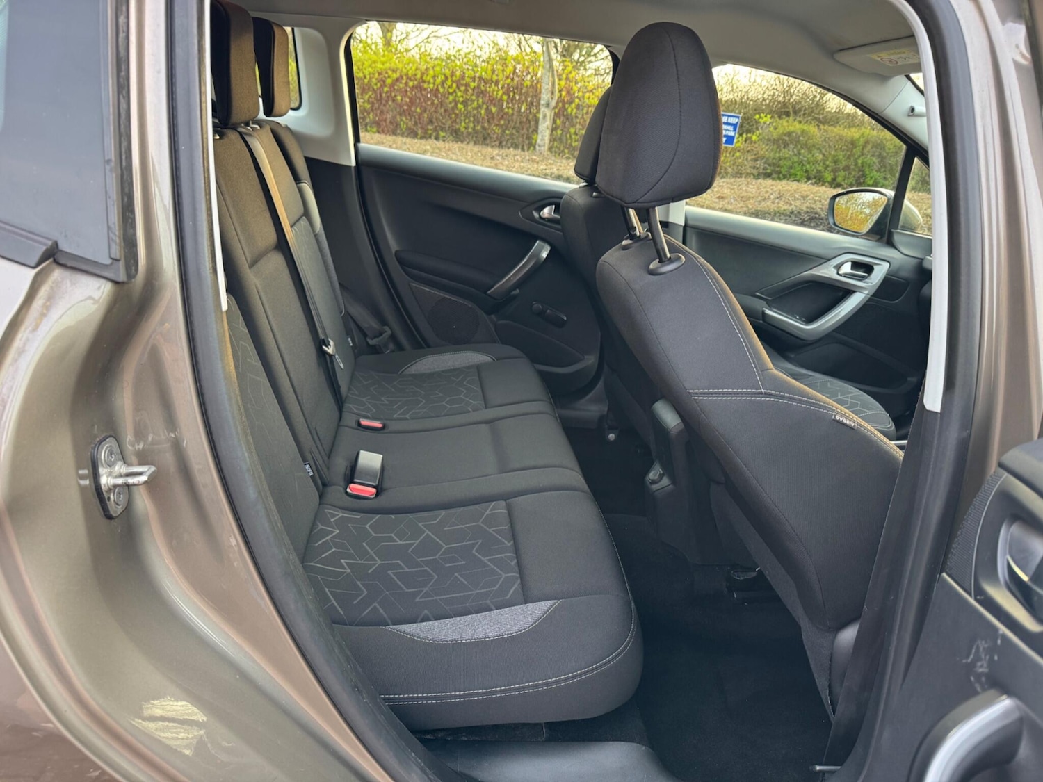 Used Peugeot 2008 2017 for sale - 77982555: Photo 23