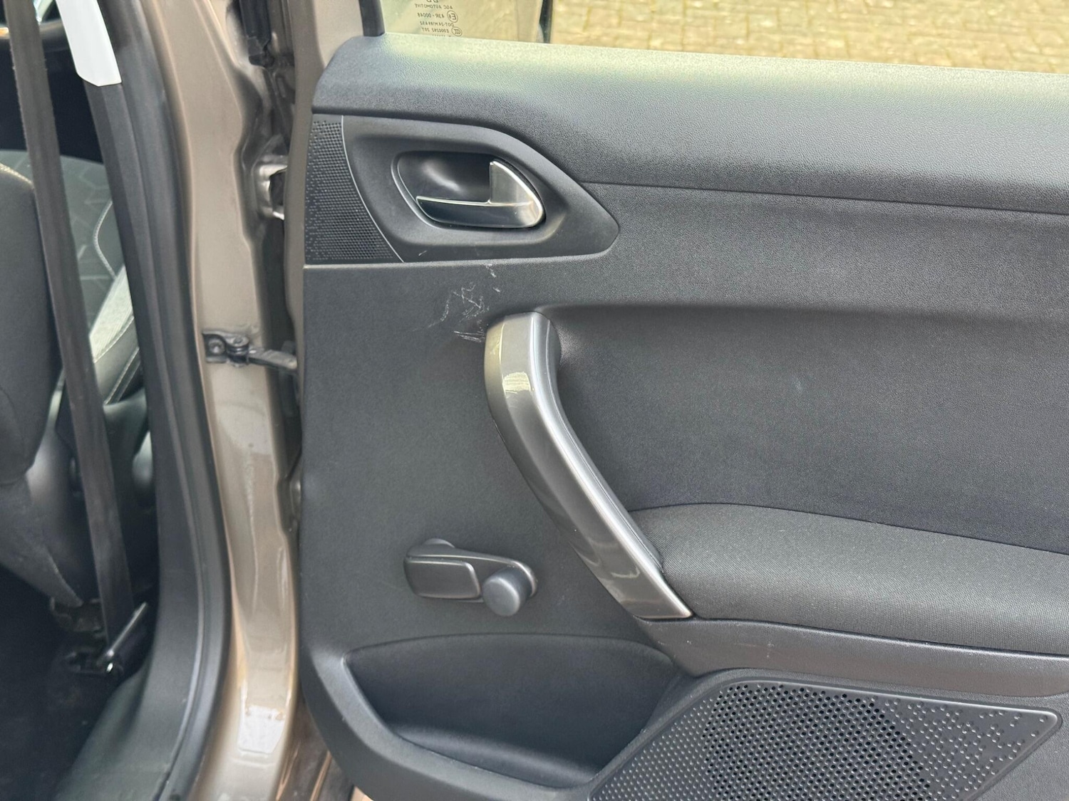 Used Peugeot 2008 2017 for sale - 77982555: Photo 38