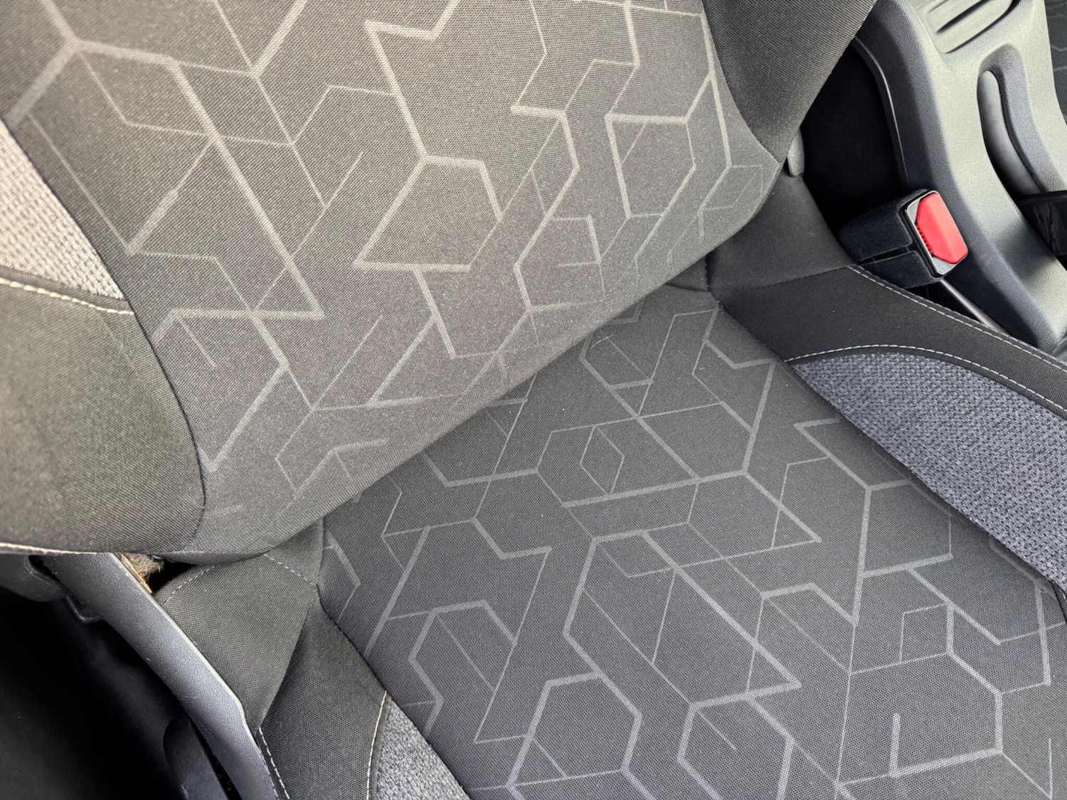 Used Peugeot 2008 2017 for sale - 77982555: Photo 61