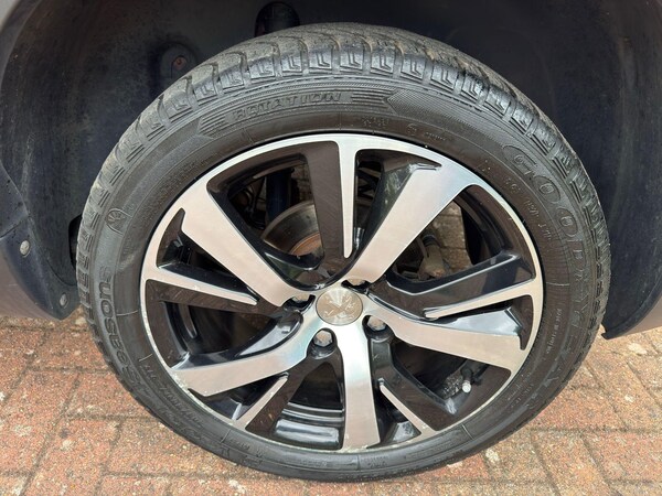 Used Peugeot 2008 2016 for sale - 75166007: Photo 24