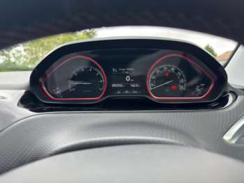 Used Peugeot 2008 2016 for sale - 75166007: Photo