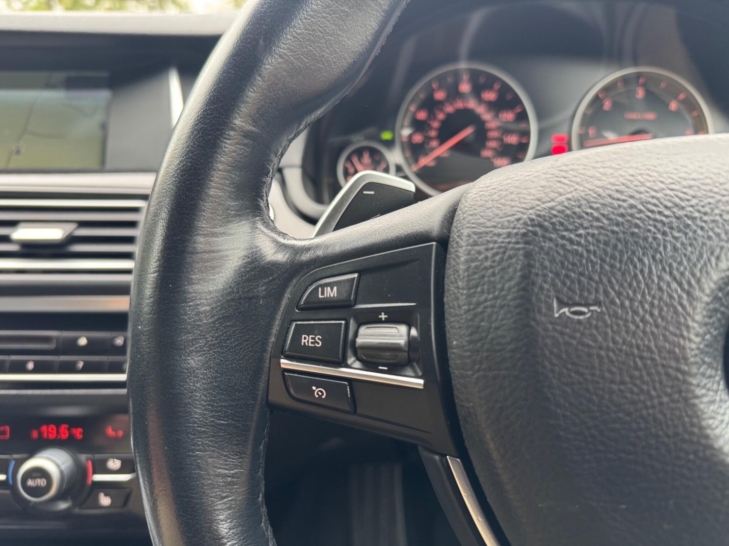 Used BMW 5 Series 2013 for sale - 76239773: Photo 40