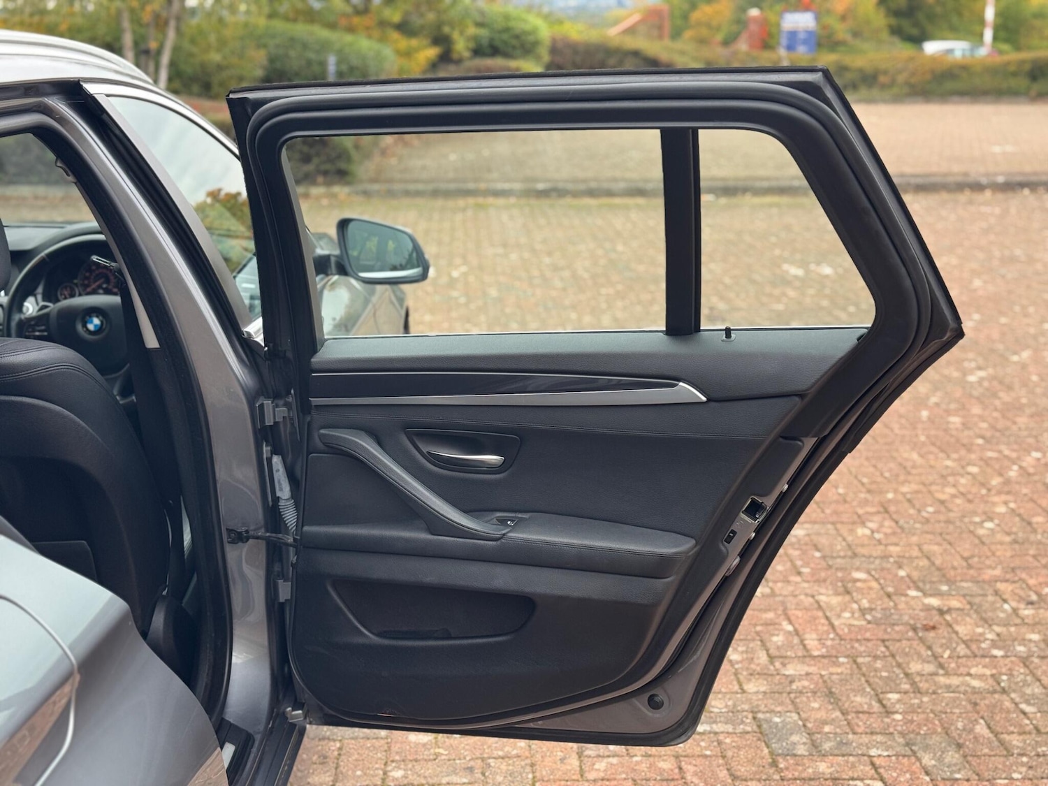 Used BMW 5 Series 2013 for sale - 76239773: Photo 60