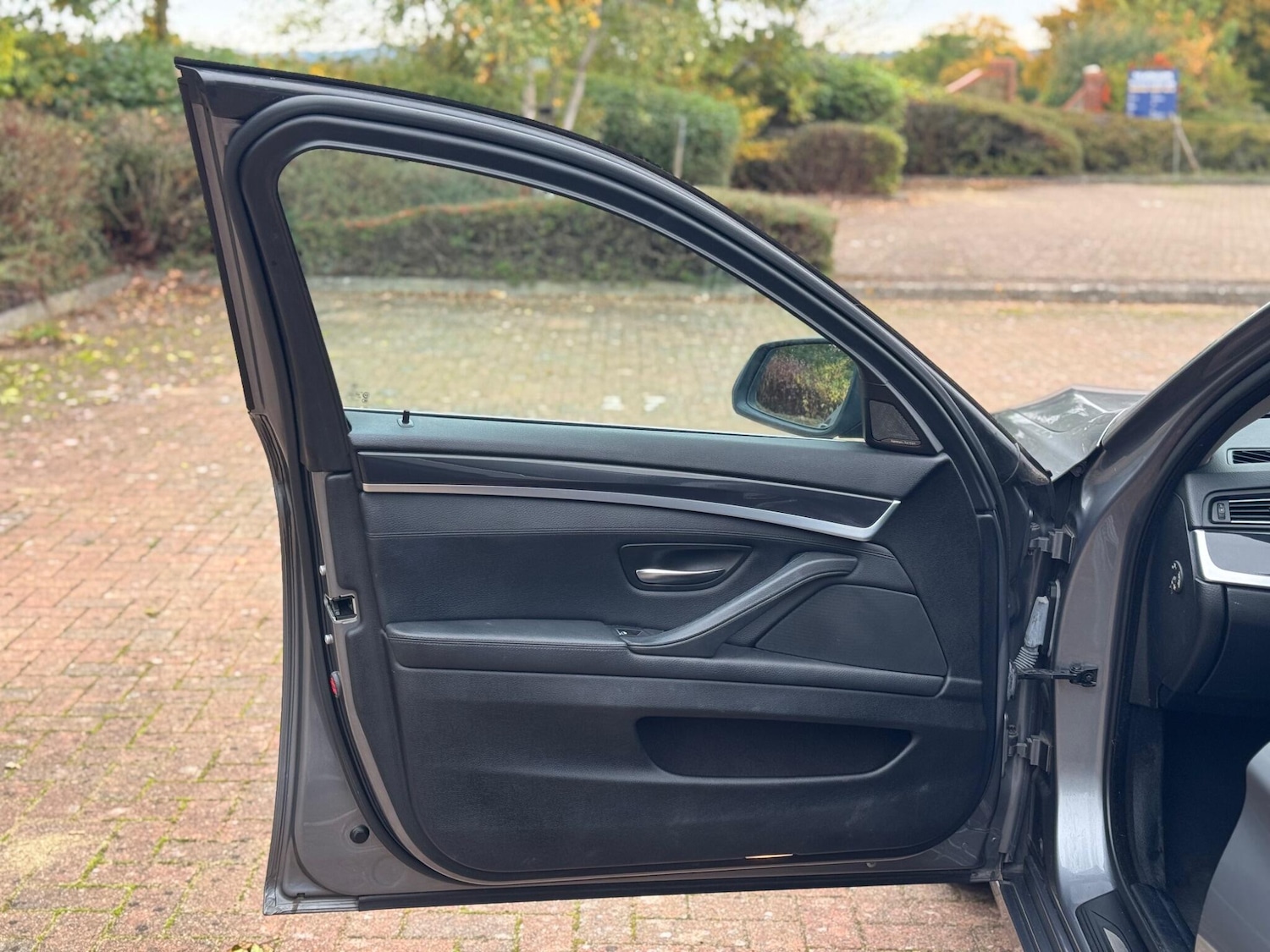 Used BMW 5 Series 2013 for sale - 76239773: Photo 79