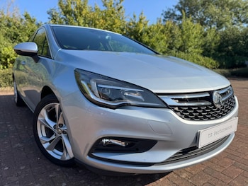 2016 (66) - 1.6 CDTi BlueInjection SRi Nav Euro 6 (s/s) 5dr