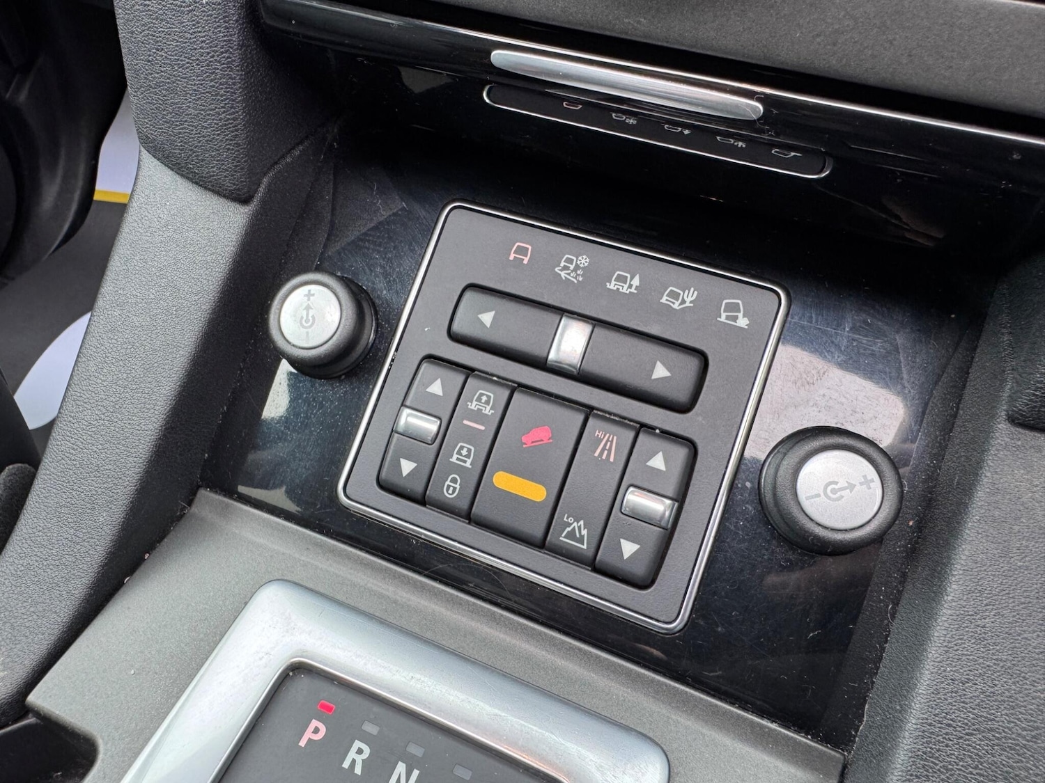 Used Land Rover Discovery 4 for sale - 77753386: Photo 30