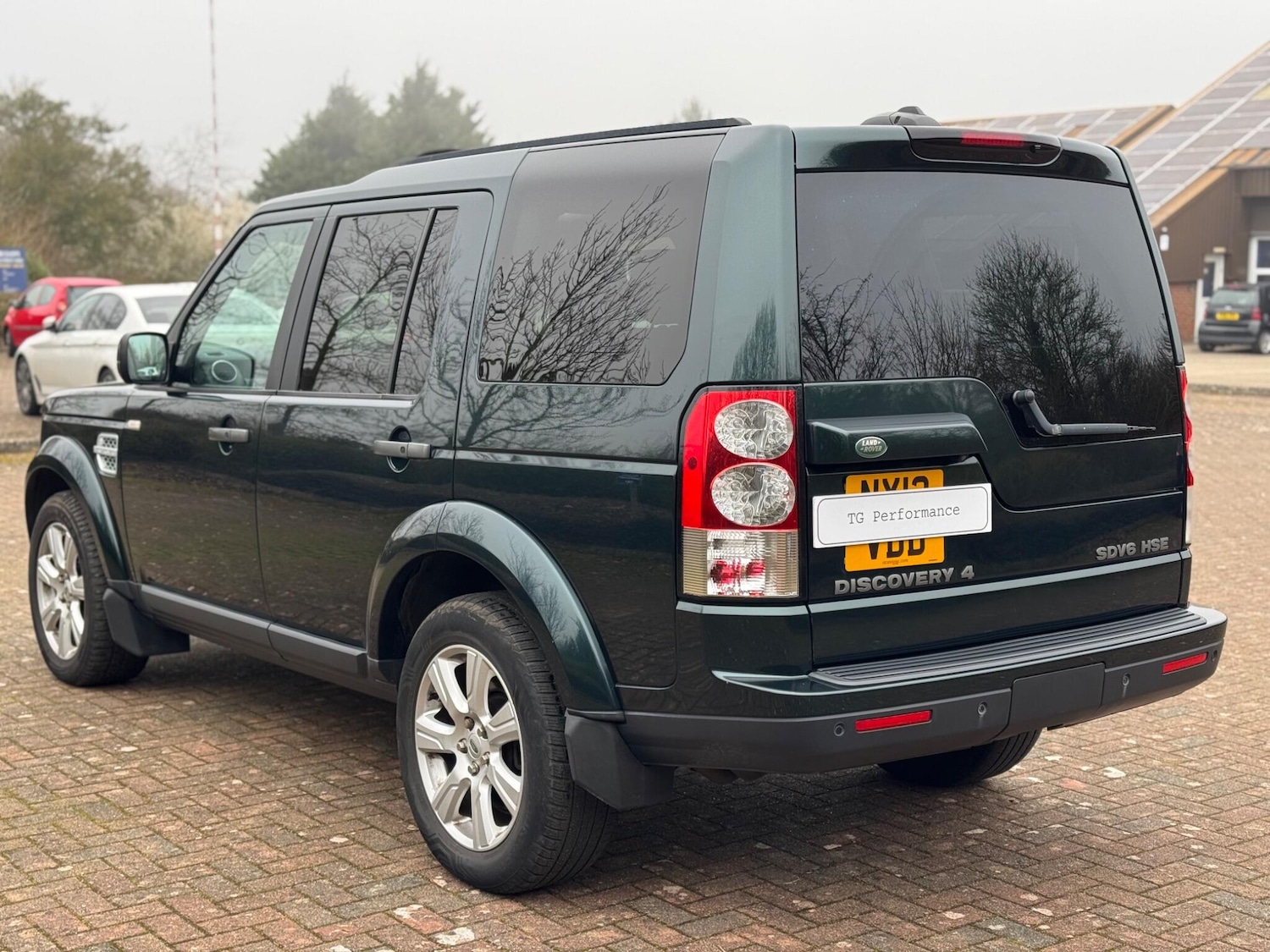 Used Land Rover Discovery 4 for sale - 77753386: Photo 4