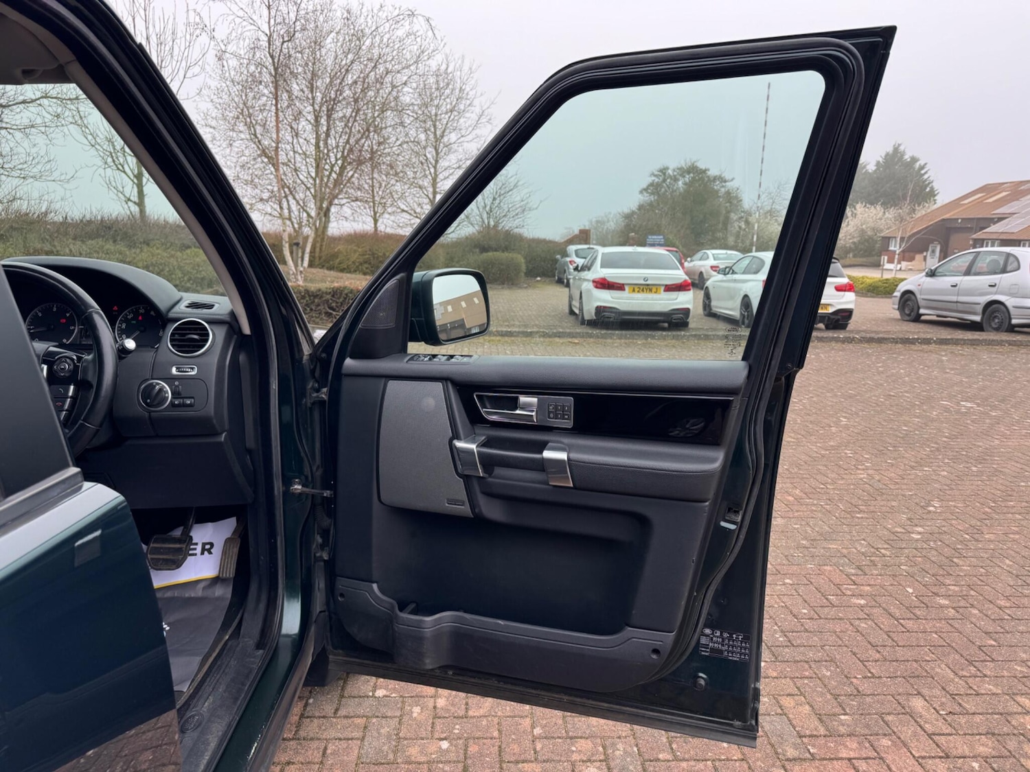 Used Land Rover Discovery 4 for sale - 77753386: Photo 40