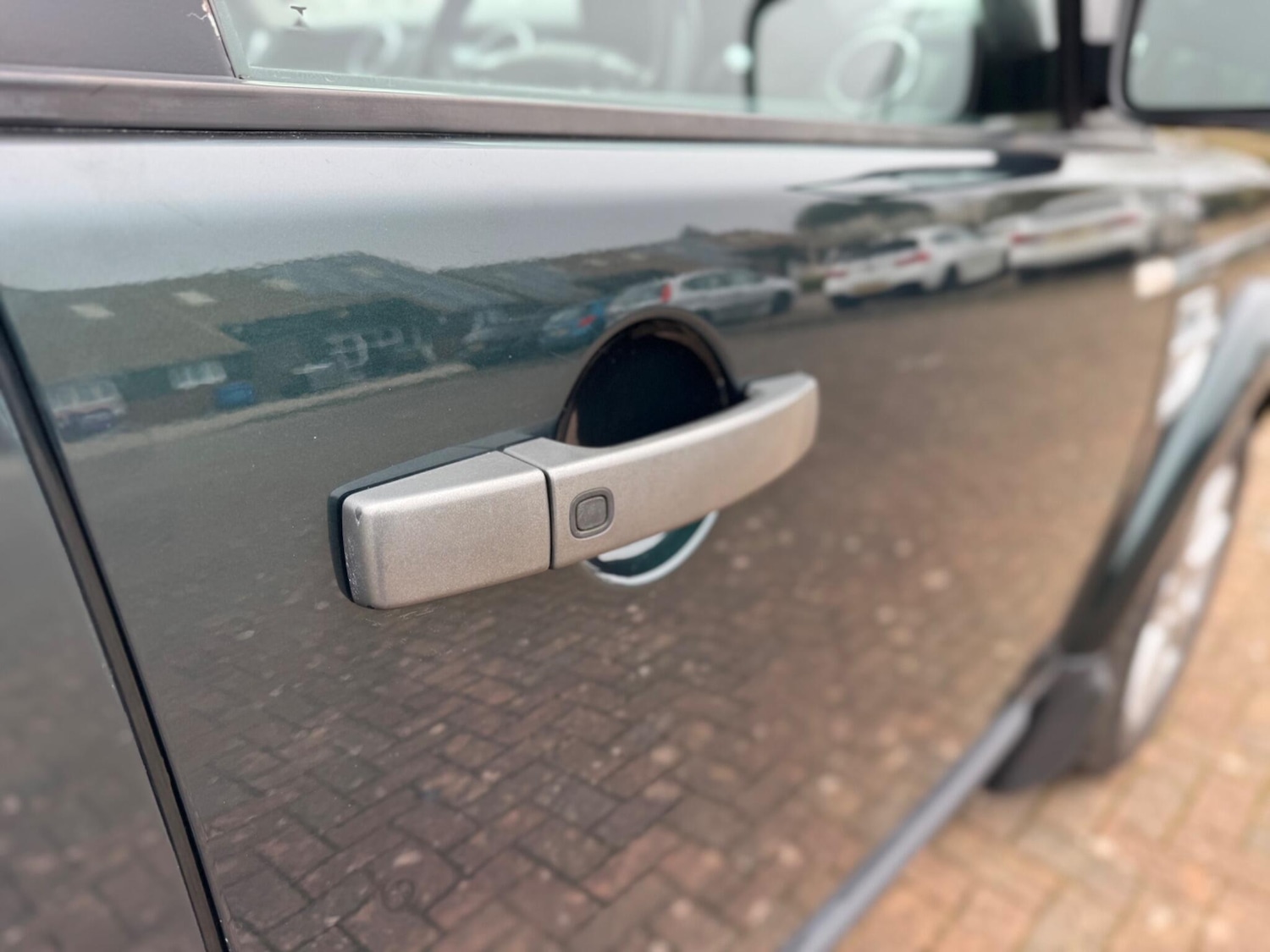 Used Land Rover Discovery 4 for sale - 77753386: Photo 64