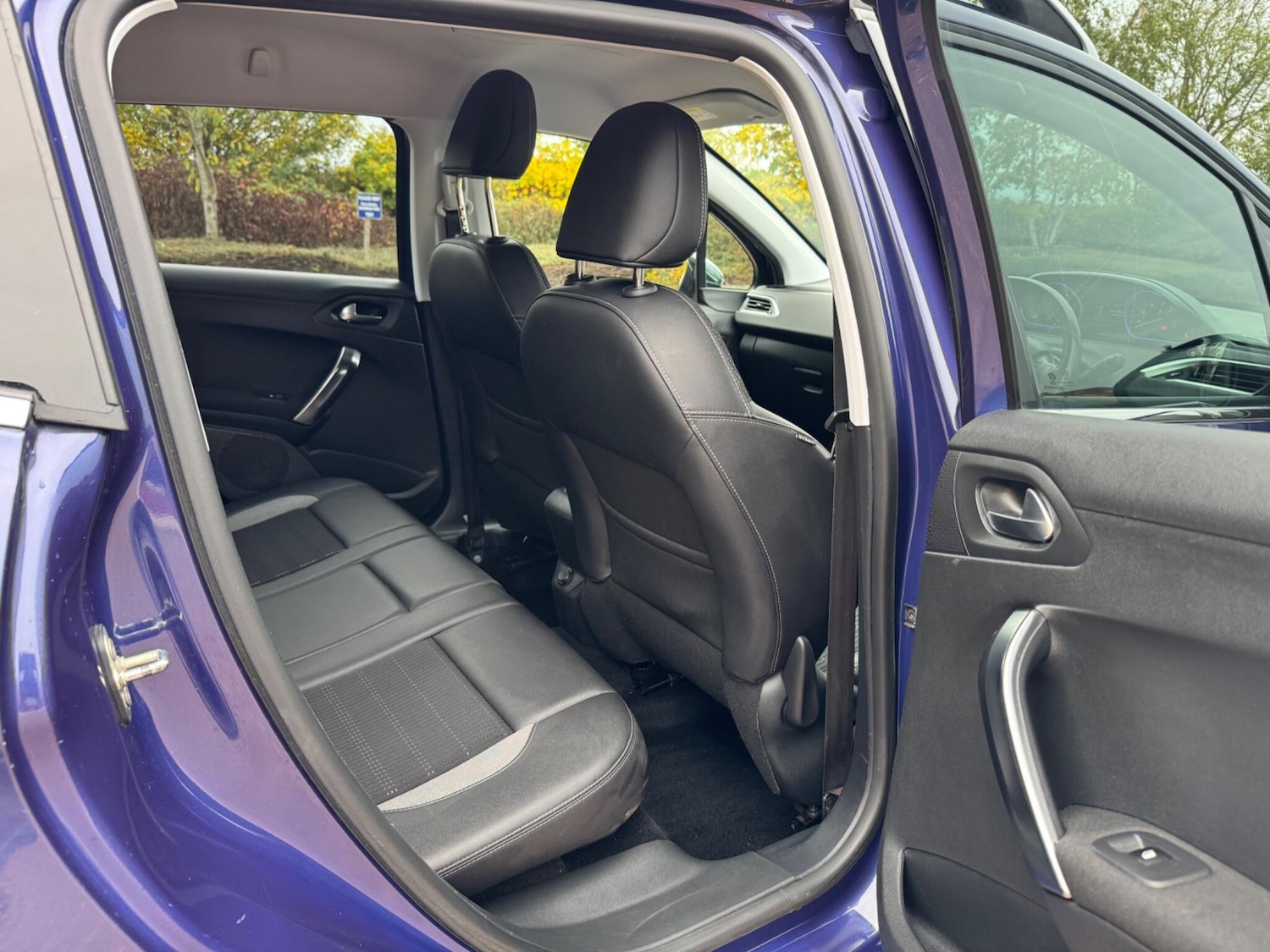 Used Peugeot 2008 2014 for sale - 76348935: Photo 42