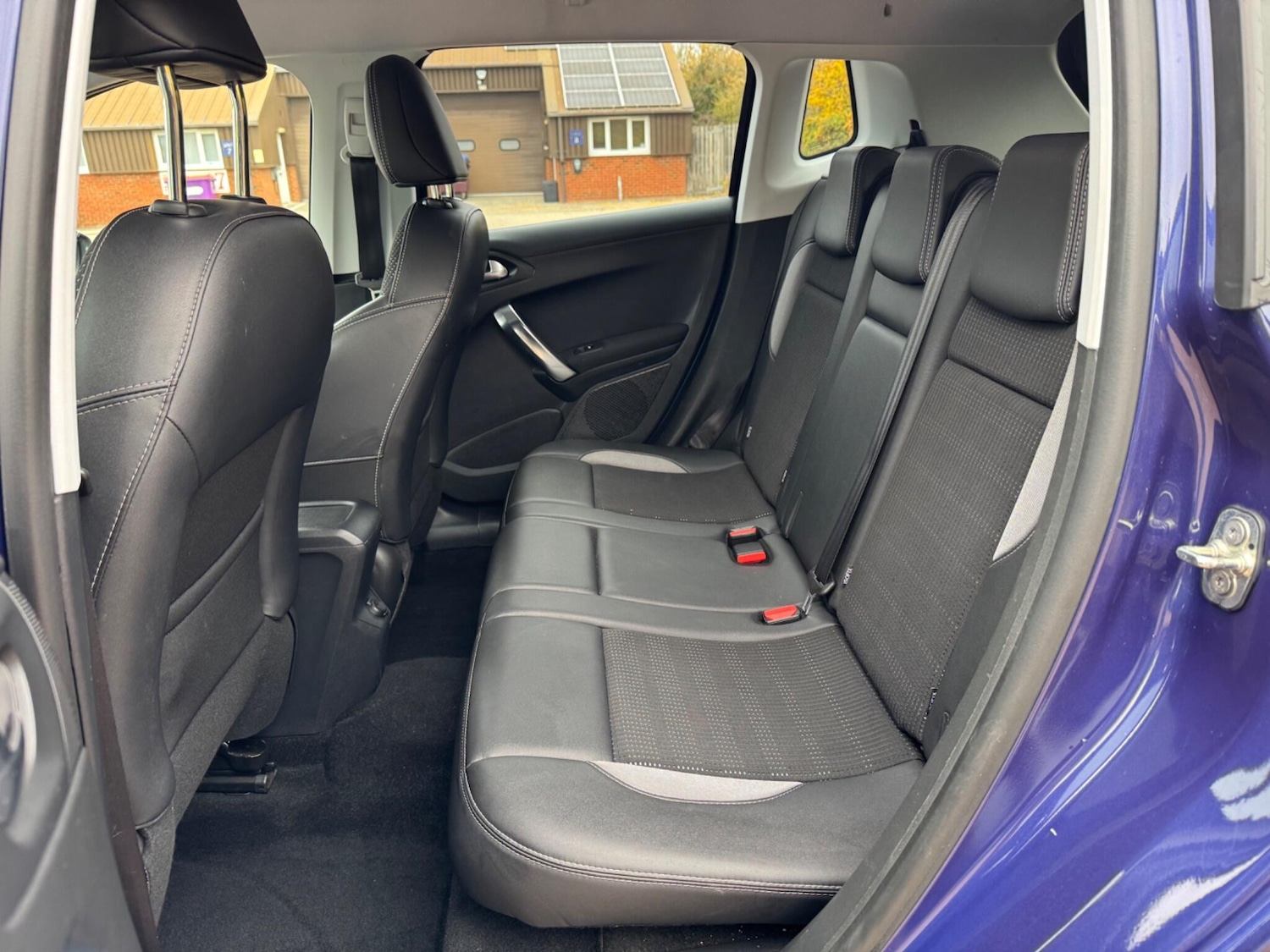 Used Peugeot 2008 2014 for sale - 76348935: Photo 48