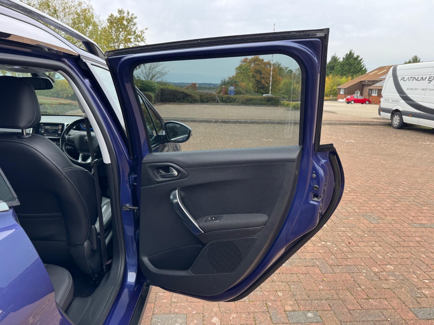 Used Peugeot 2008 2014 for sale - 76348935: Photo 62