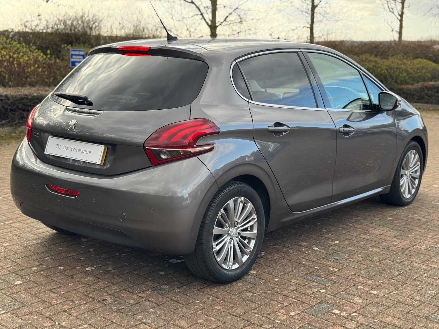 Used Peugeot 208 2018 for sale - 77853704: Photo 13