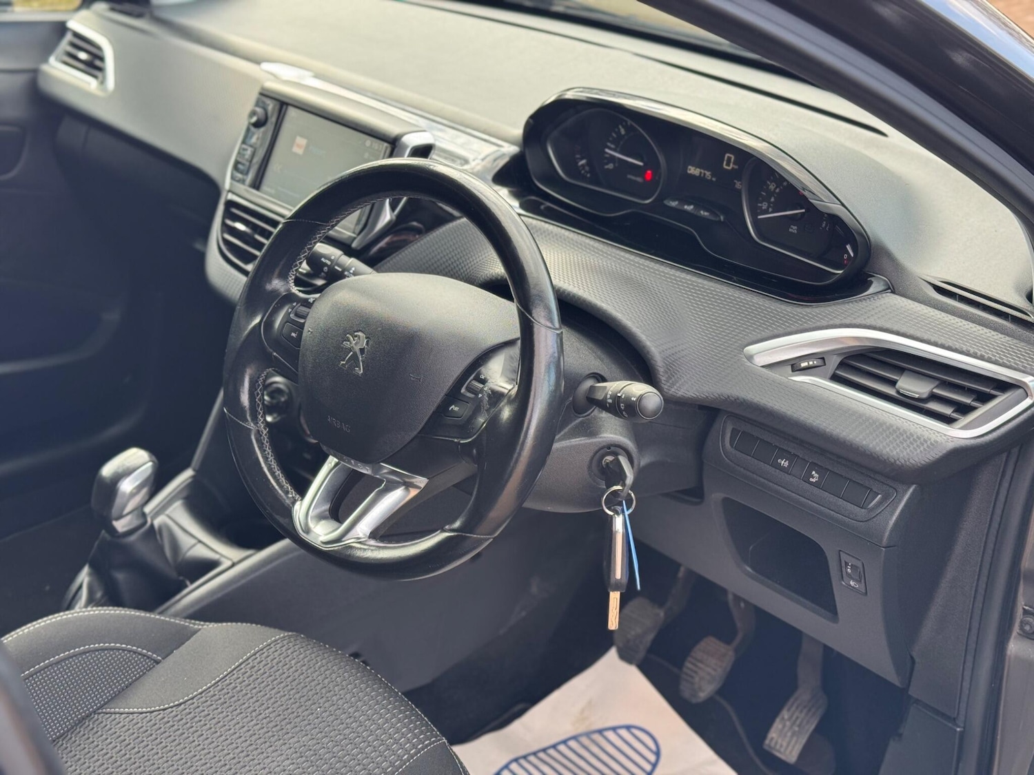 Used Peugeot 208 2018 for sale - 77853704: Photo 14