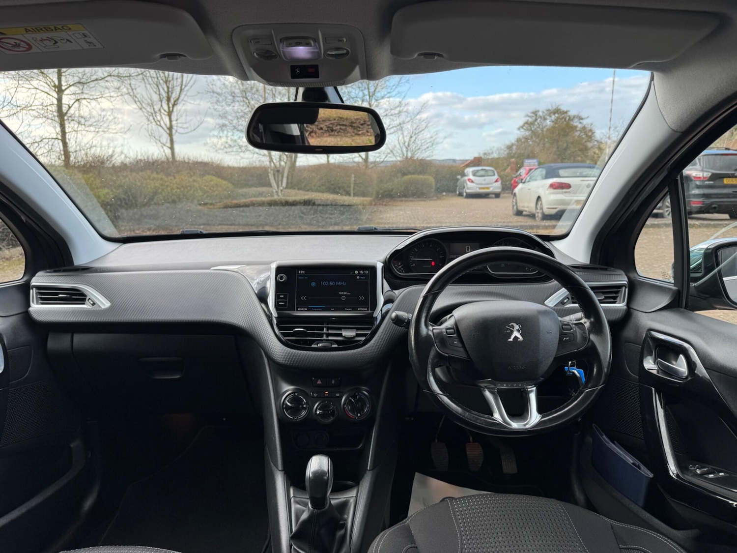 Used Peugeot 208 2018 for sale - 77853704: Photo 15