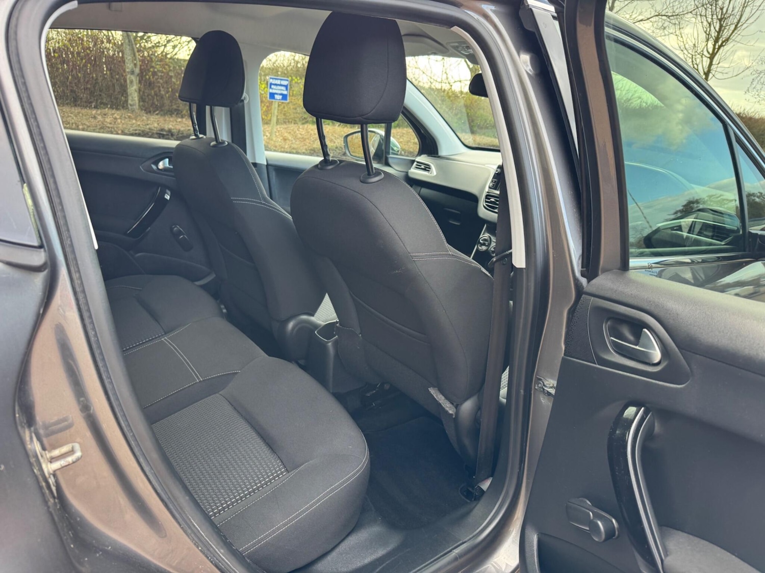 Used Peugeot 208 2018 for sale - 77853704: Photo 23