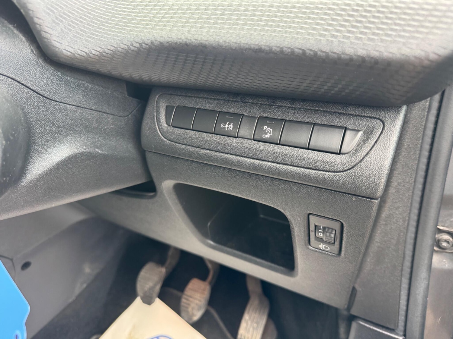 Used Peugeot 208 2018 for sale - 77853704: Photo 26